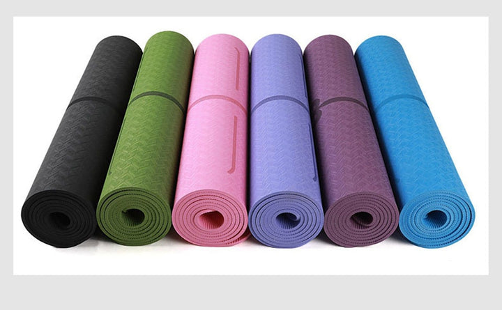 Non-slip yoga mat with alignment lines