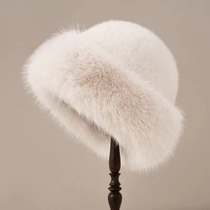 White faux fur Cossack hat with rolled brim