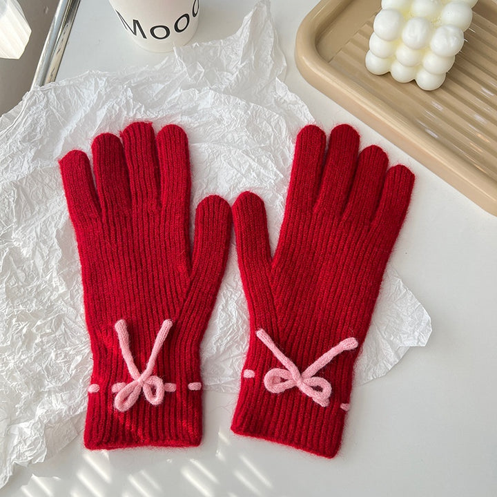 Cream ribbed knit gloves with bow