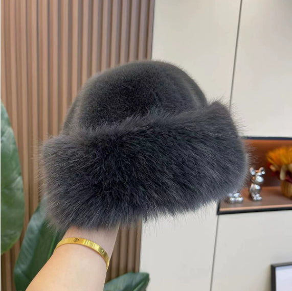 White faux fur Cossack hat with rolled brim