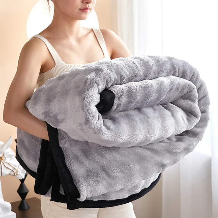 Heat Hollow™ Reversible Fleece Blanket, Double-Sided Softness and Warmth