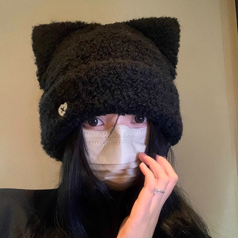 Fluffy fleece beanie with cat ears