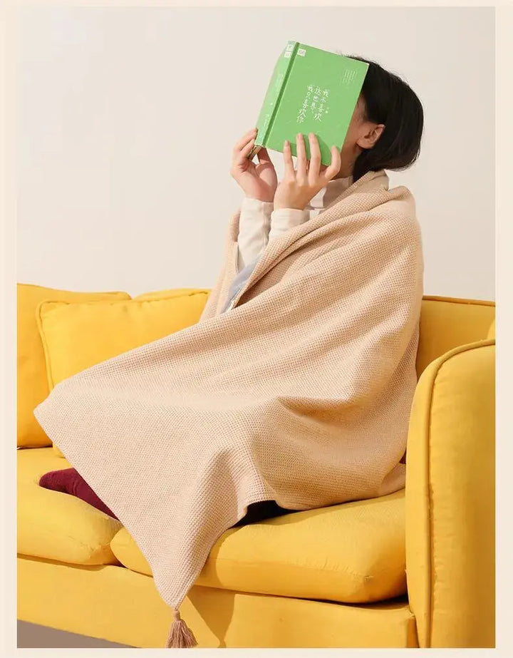 Portable heating scarf – warmth on the go