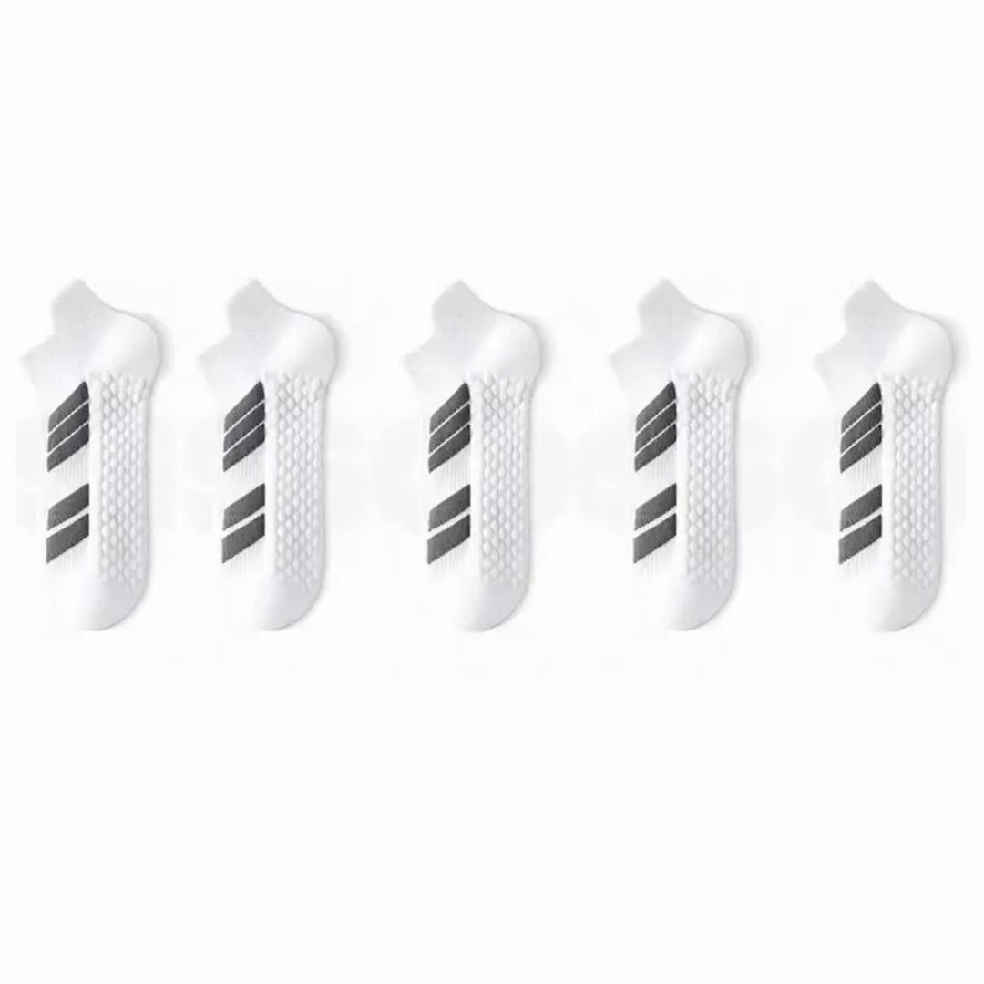 Ten pairs of white ankle sports socks