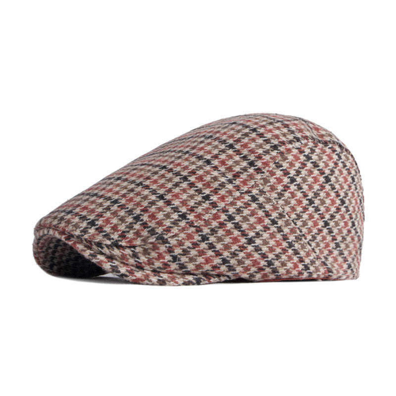 Houndstooth flat cap with adjustable fit