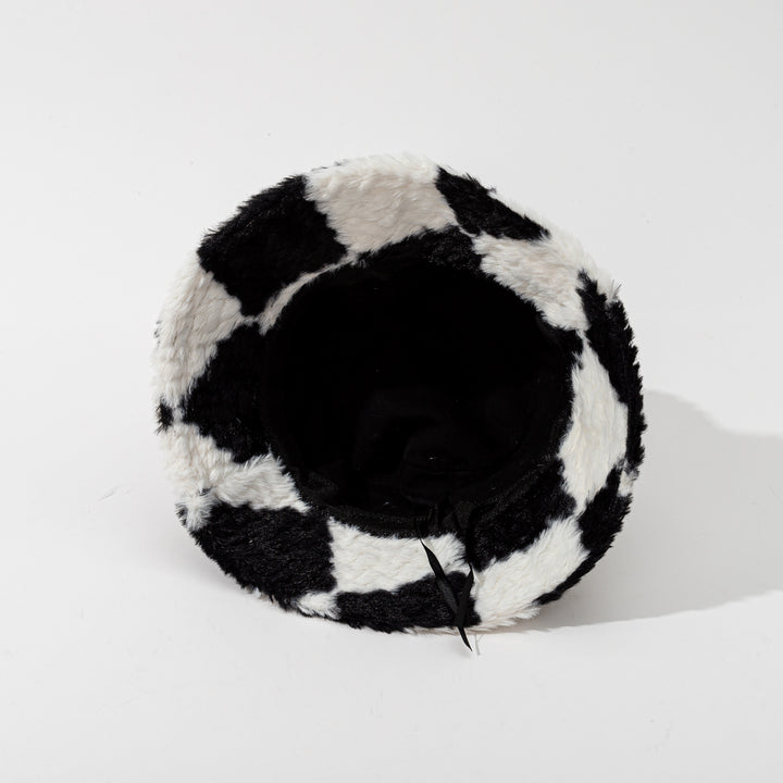 Black checkerboard fluffy bucket hat