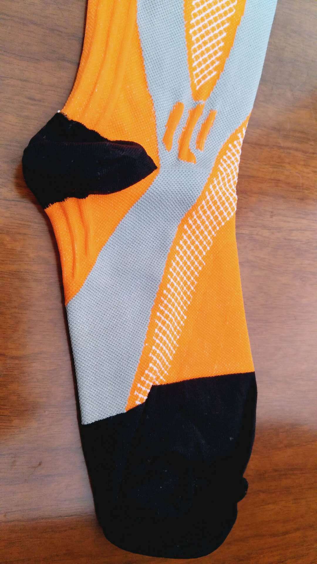 Compression knee socks in several colours