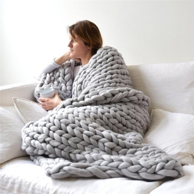 Heat Hollow™ Handmade Chunky Knit Blanket with Super-Soft Texture